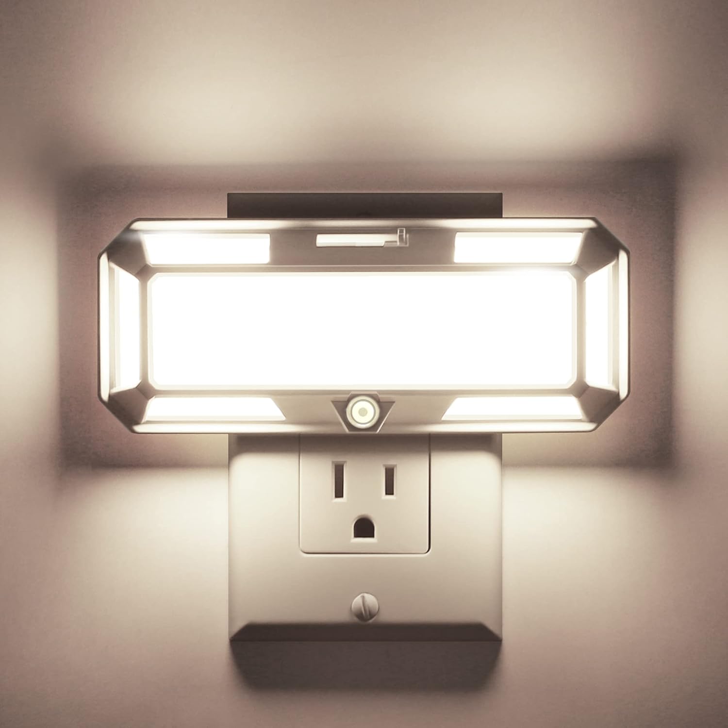 Bright Night Light, Night Lights Plug into Wall, 0-250LM LED Night Light, Dusk to Dawn Sensor, 2W Dimmable Nightlight, Soft White 3000K for Bathroom, Hallway, Bedroom, Adults, Stairway